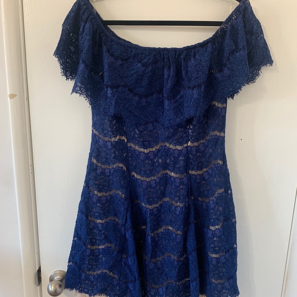Francesca’s off the shoulder navy blue lacy dress